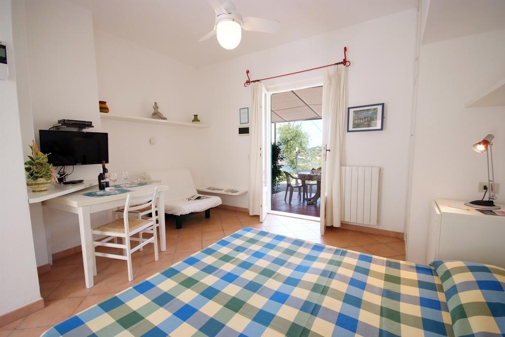 Apartamento Casa Vacanze Dino Capoliveri  Exterior foto